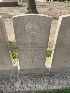 BAGHDAD (NORTH GATE) WAR CEMETERY - BARNES, WILLIAM ARTHUR